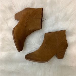 GENUINE 1976 Leather Tan Ankle Booties